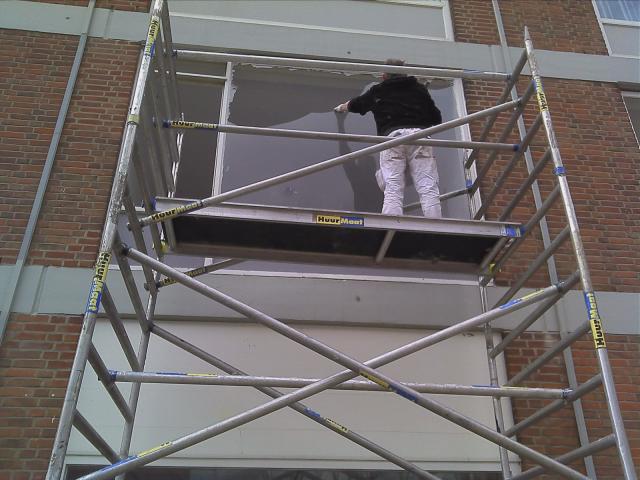 het oude enkele glas eruit eerst