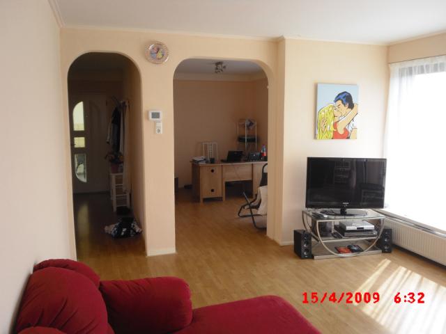 uitzicht op werkkamer en hal