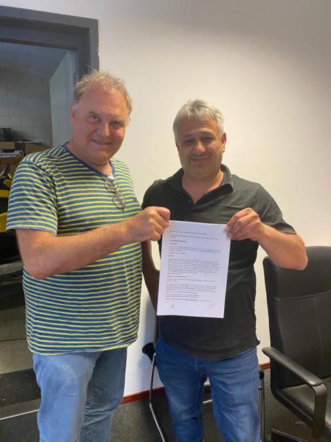 2022-06-17 koopcontract getekend