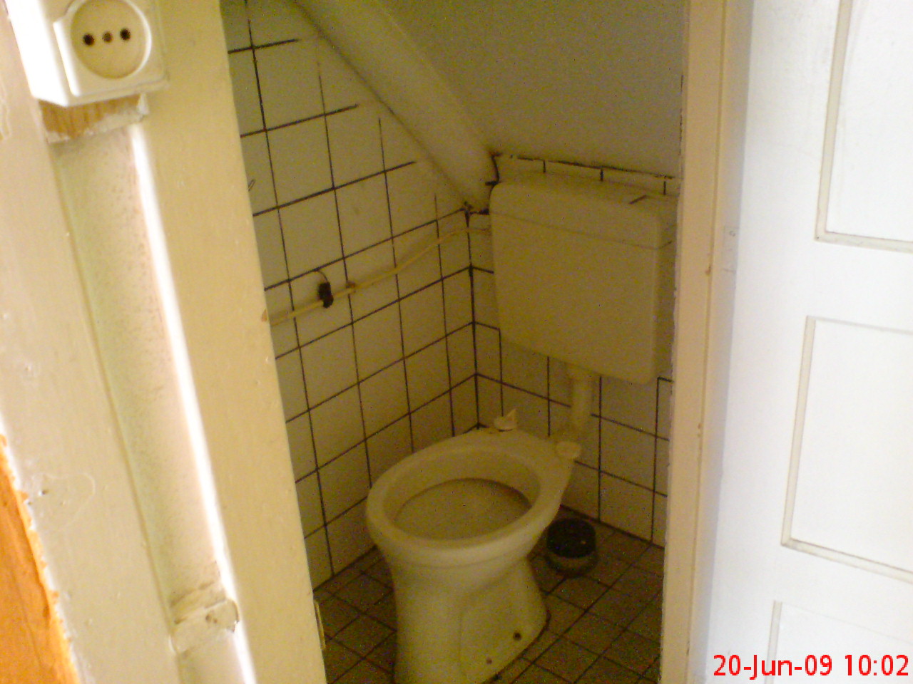 oude toiletpot en douche op 1,5M2 ! , zo WAS het !